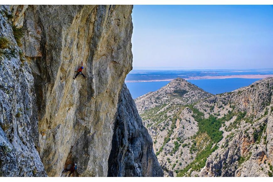 Luka Krajnc climbing: story, technique and equipment by Black Diamond