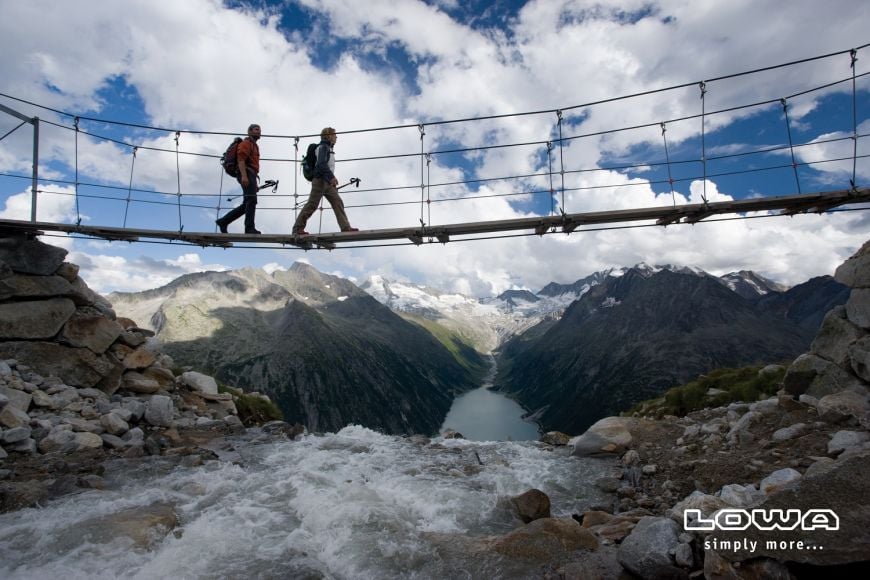 Choosing LOWA hiking shoes: buying guide and expert advice