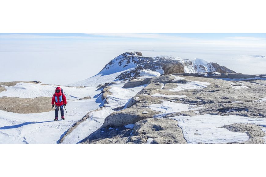 Millet vous conseille pour savoir comment vous habiller par froid extrême en haute montagne !