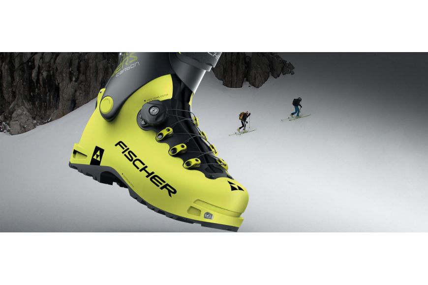 Présentation des chaussures de ski de randonnée Travers Carbon de Fischer