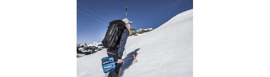 Test of the Pro light shovel, the Peak 35 backpack from Ortovox and the trilogy WDS jacket from Millet